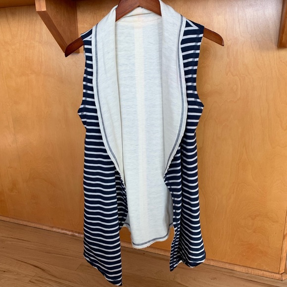 Matilda Jane Reversible Women’s Vest - Picture 2 of 6